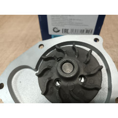 Насос системы охлаждения Renault Duster 2.0 F4R Dolz Насос системы охлаждения Renault Duster 2.0 F4R Dolz